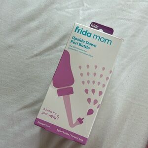 Frida Mom Upside Down Peri Bottle